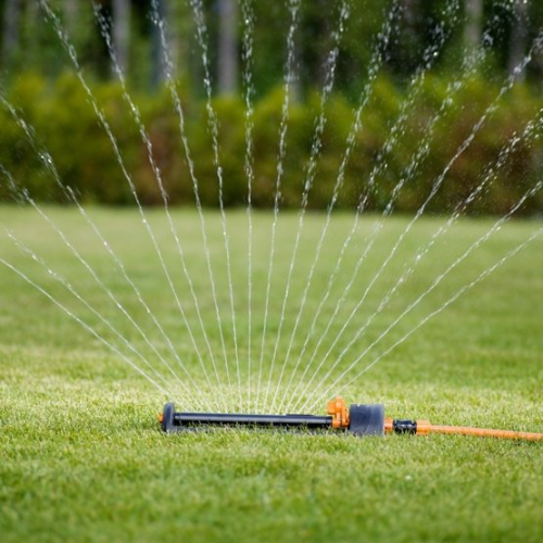 Aspersor Fiskars Ahorro de agua M Área de alcance ajustable