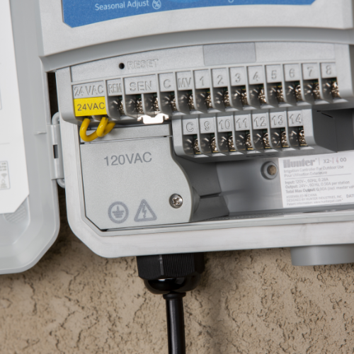 Programador de Riego Eléctrico HUNTER X2 WIFI de 4 Estaciones