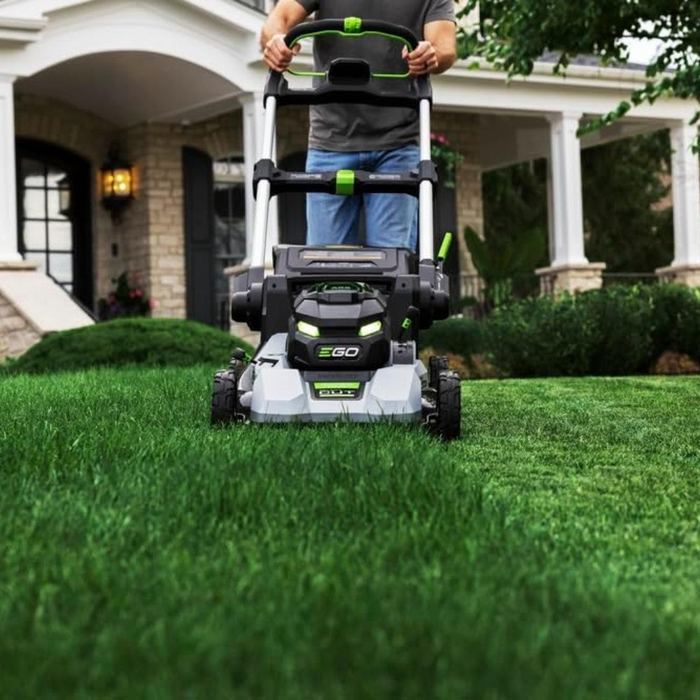 Cortacésped de Batería Autopropulsado LM2230-SP EGO POWER de 55 CM de Anchura de Corte