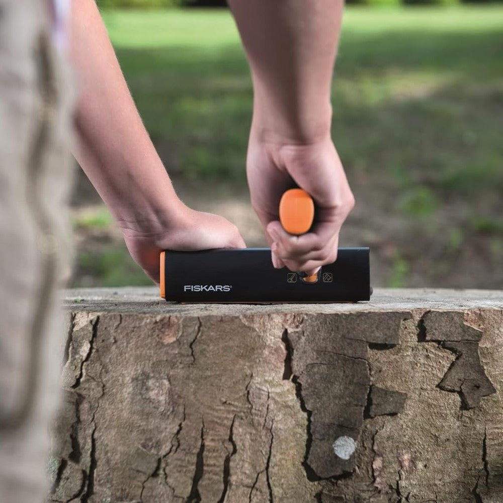 Afilador para Hachas y Cuchillos FISKARS XSHARP