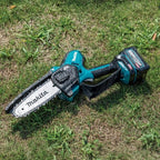 MAKITA Motosierra de Poda XGT a Batería UC029GZ