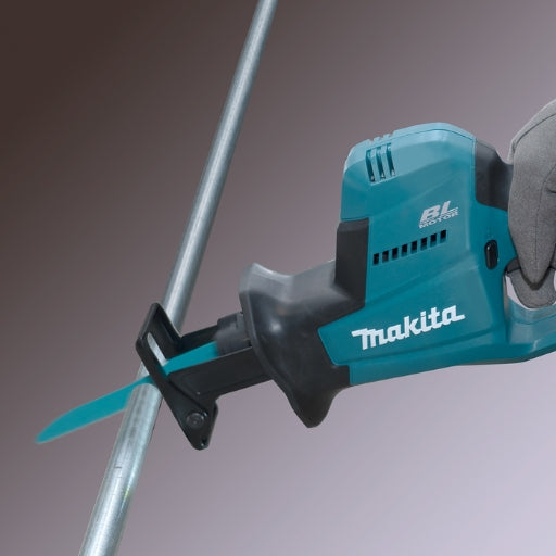 Sierra de Sable a Batería LXT 18V Makita – Motor sin Escobillas, 255 mm en Madera
