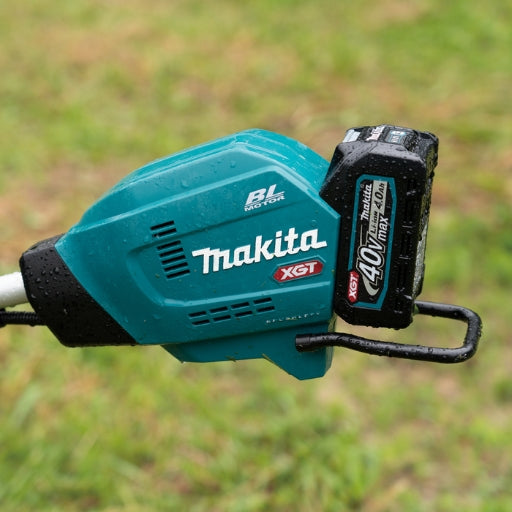 Desbrozadora de batería Makita XGT 80V máx. asa tipo U UR006GZ (sin baterías)